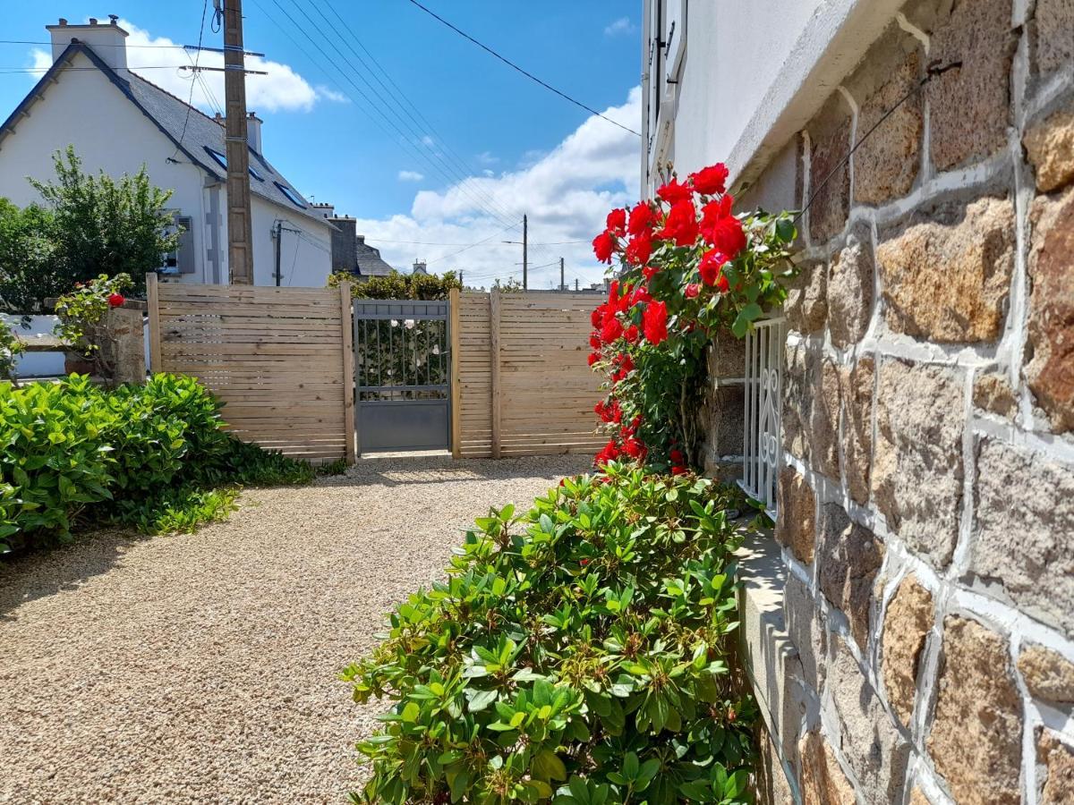 Maison Spacieuse Entre La Ville Et La Cote 圣马丁德斯查 外观 照片