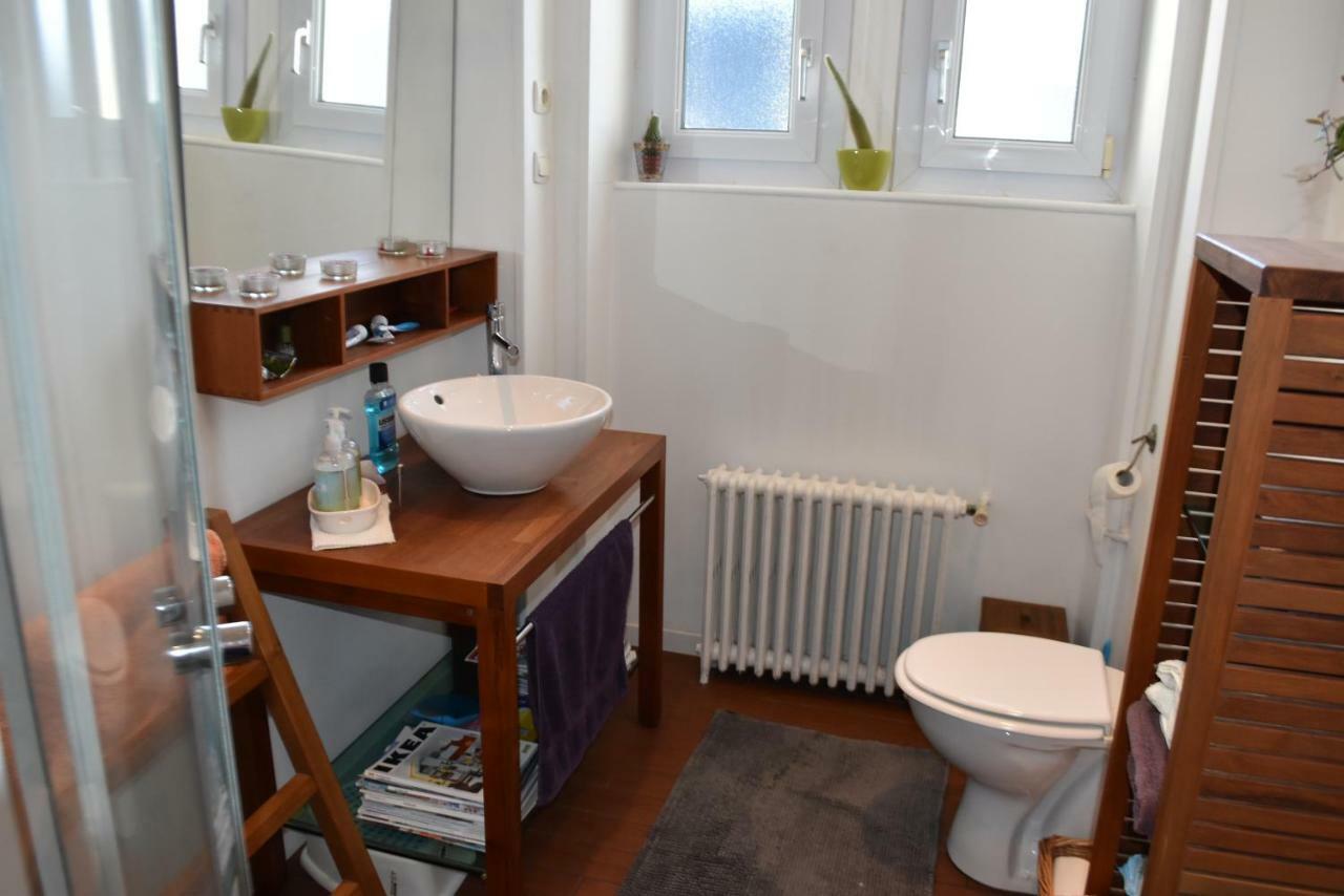 Maison Spacieuse Entre La Ville Et La Cote 圣马丁德斯查 外观 照片